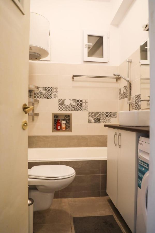 Ultracentral Cozy Apartment Near Old Town Bucureşti Exterior foto